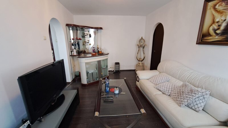 Obor, Ferdinand, stradal, Gara de Est