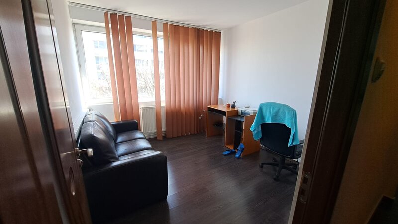 Obor, Ferdinand, stradal, Gara de Est